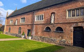 Five Star Luxury - Oxnead Hall